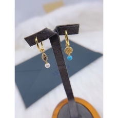 Apm Earrings